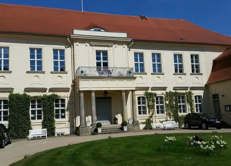 Schloss Hoppenrade, Löwenberger Land, Germany